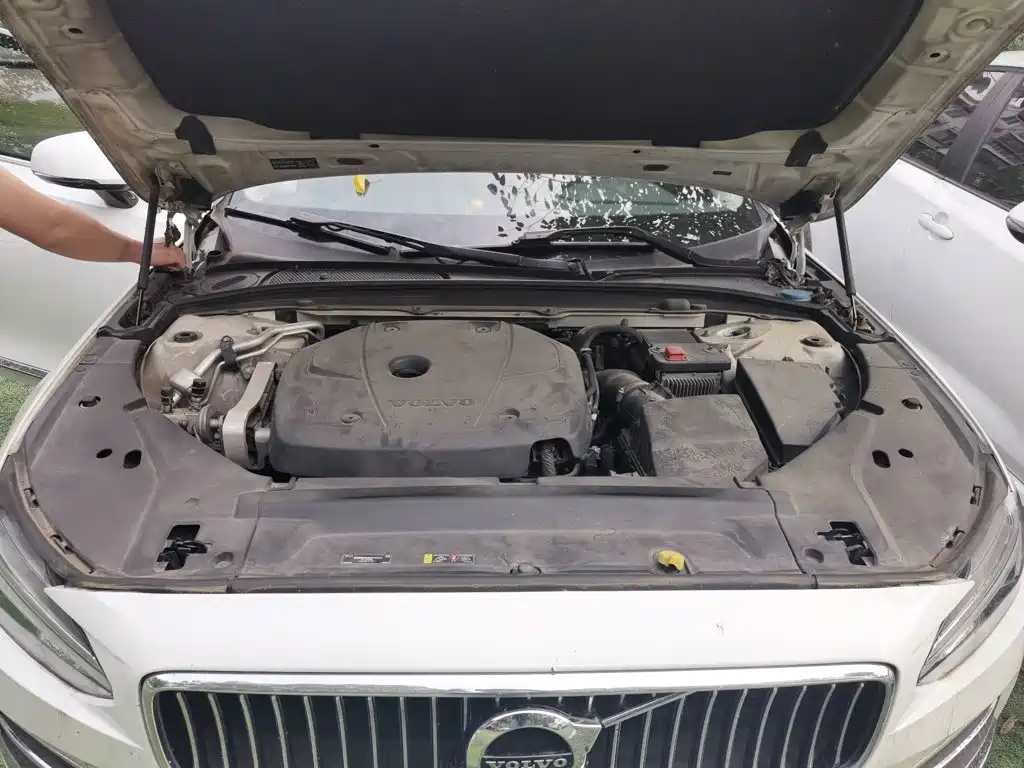 Volvo S90 — миниатюра 16