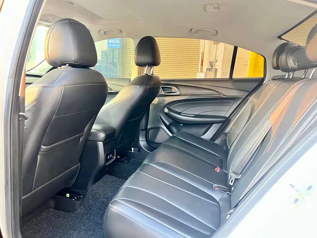 Roewe i5 — миниатюра 5