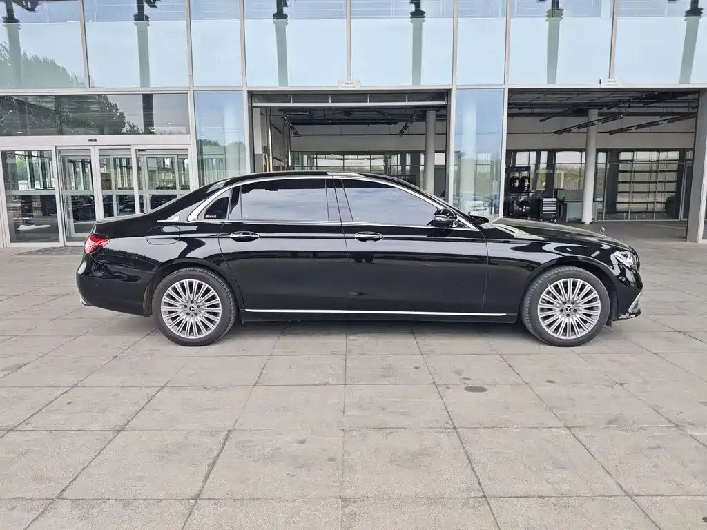 Mercedes-Benz E-Class E 2022 E 300 L Fashion