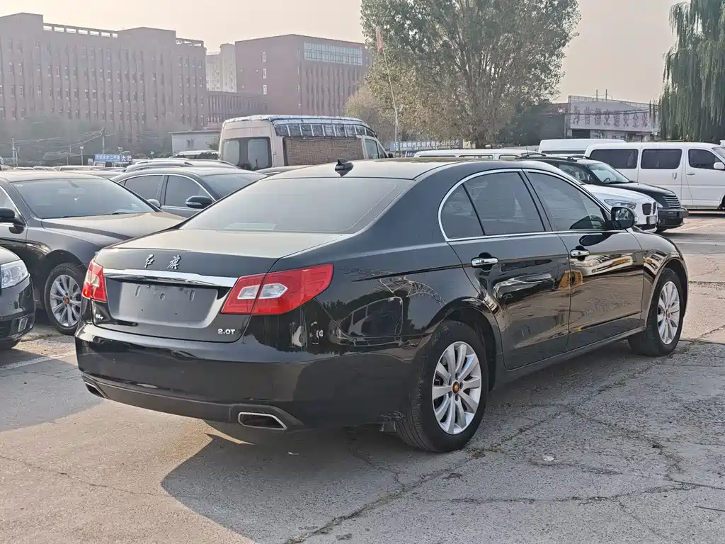 Hongqi Hongqi H7 — миниатюра 5
