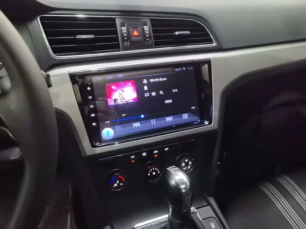 Volkswagen Lamando — миниатюра 13