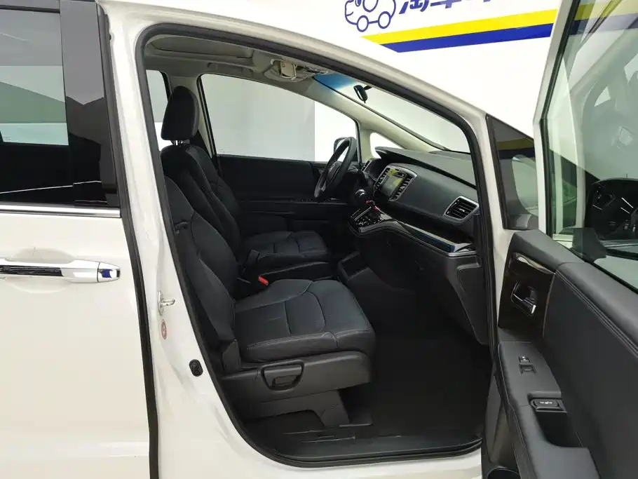 Honda Odyssey — миниатюра 8