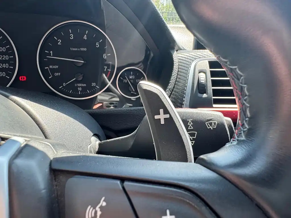 BMW 3 Series — миниатюра 19