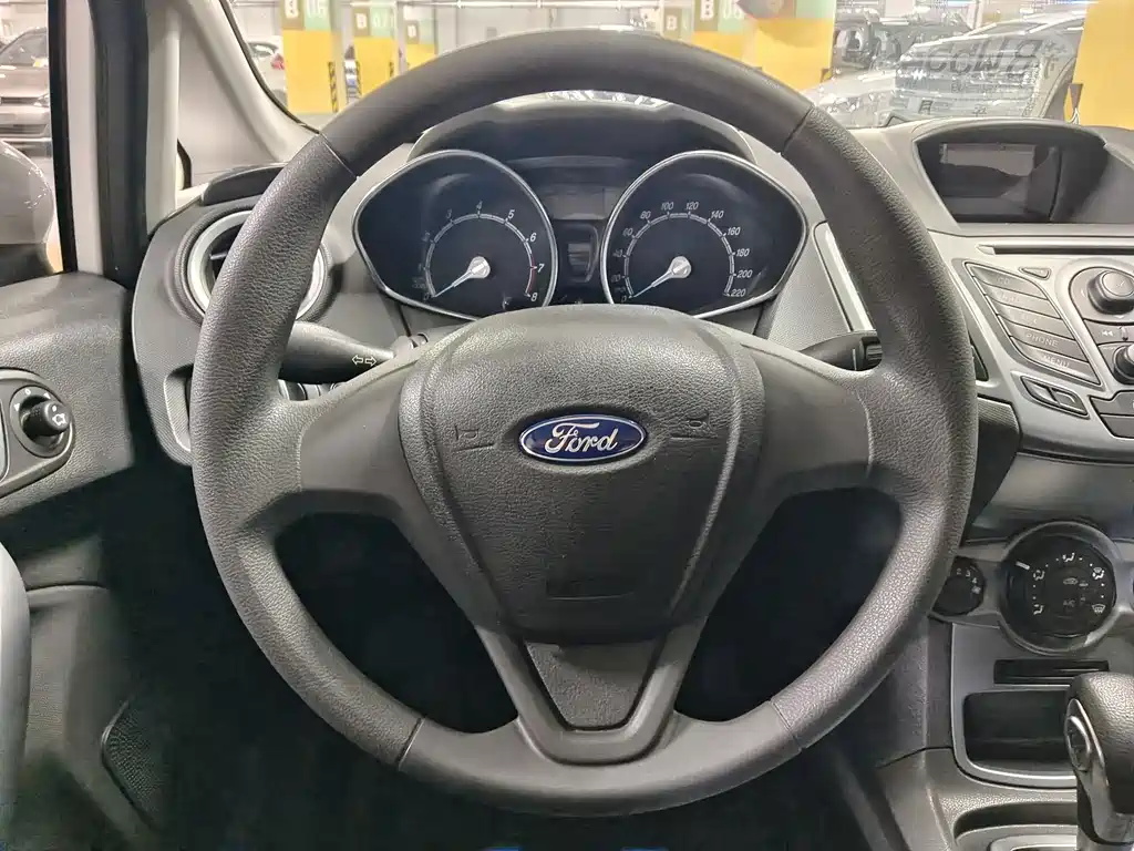 Ford Fiesta — миниатюра 14