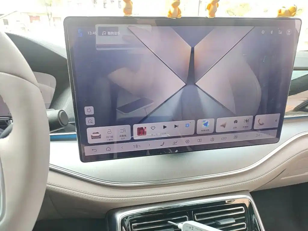 BYD Tang New Energy — миниатюра 13