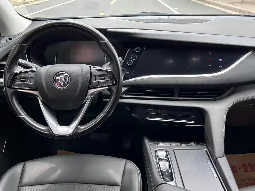Buick Enclave — миниатюра 9