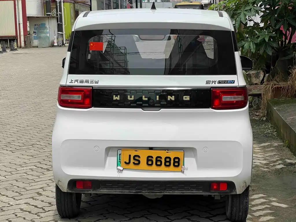 Wuling MINIEV — миниатюра 9