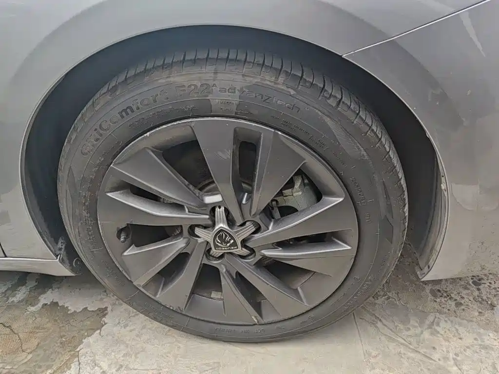 Peugeot 408 — миниатюра 16