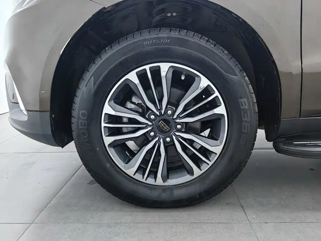 Geely Vision X6 — миниатюра 17