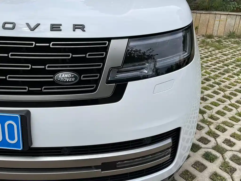 Land Rover Range Rover — миниатюра 13