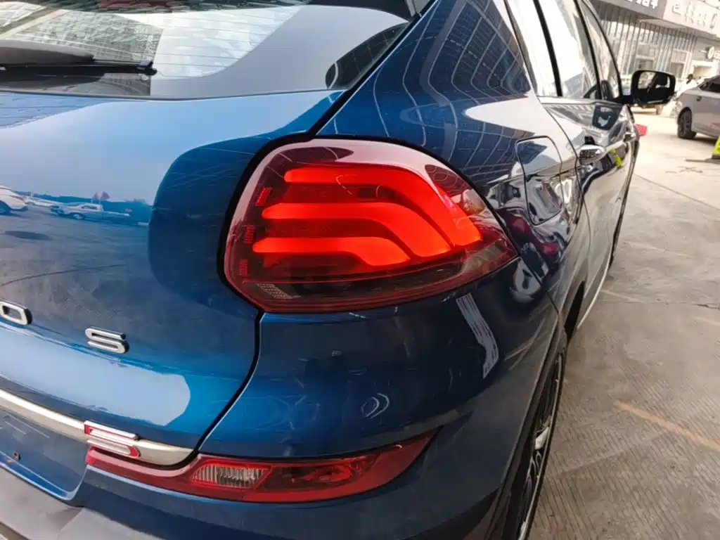 Qoros Qoros 5 — миниатюра 8