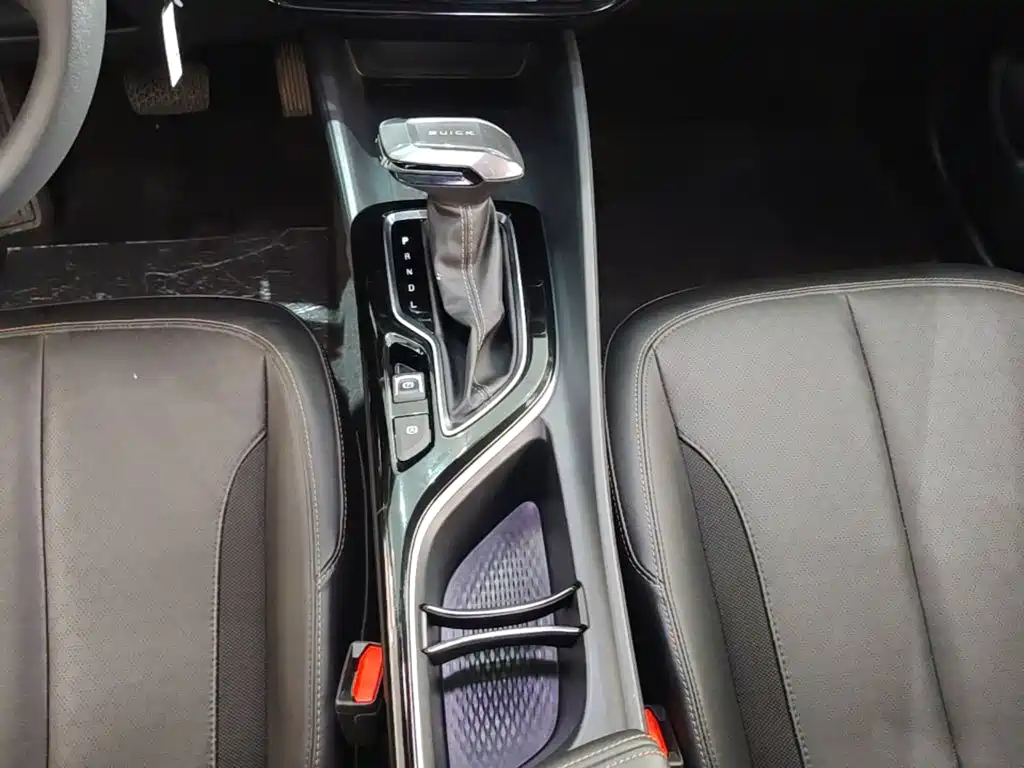 Buick Verano — миниатюра 14