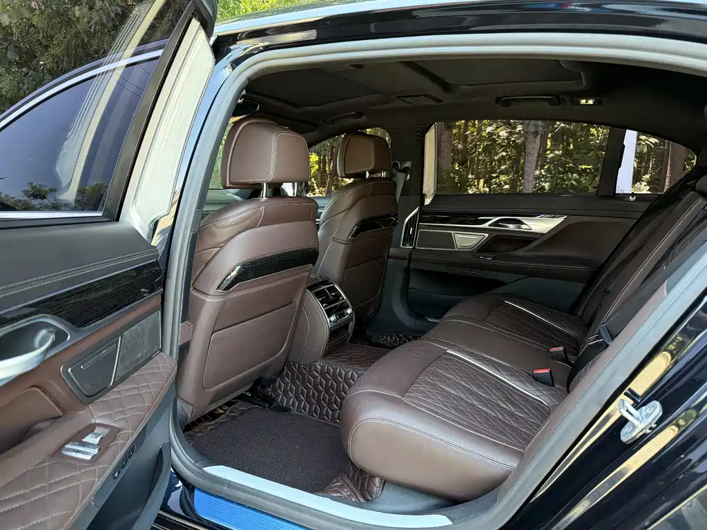 BMW 7 Series 7 2019 740Li Lead M Sport