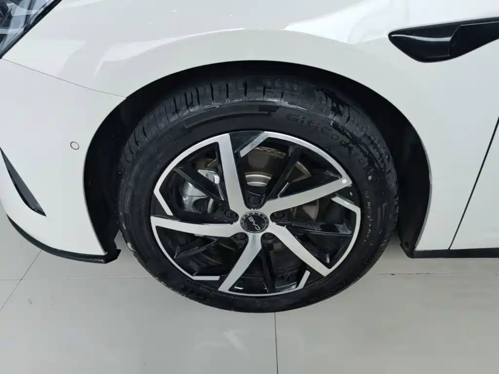 BYD Seal 07 DM-i — миниатюра 23