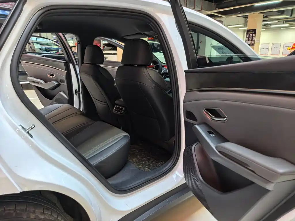 BYD Qin L — миниатюра 8