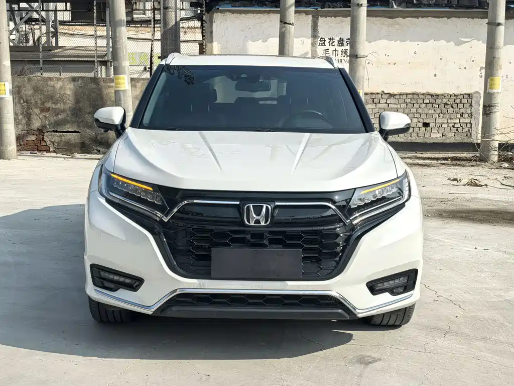 HONDA UR V