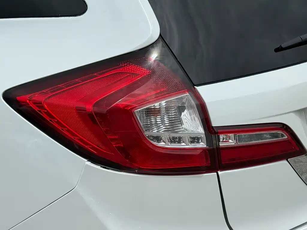 Honda Jade — миниатюра 11
