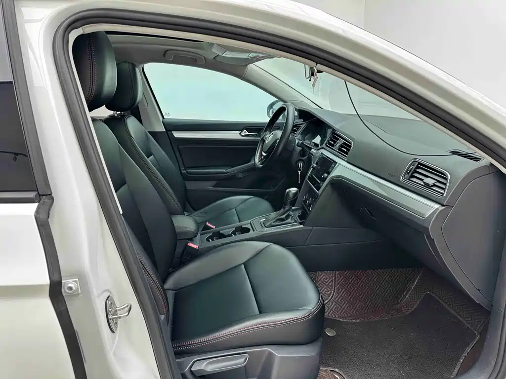 Volkswagen Lamando — миниатюра 16