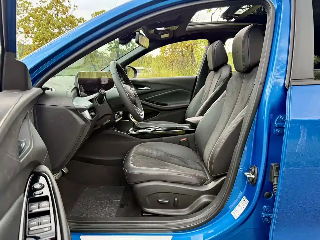 Buick Verano — миниатюра 5