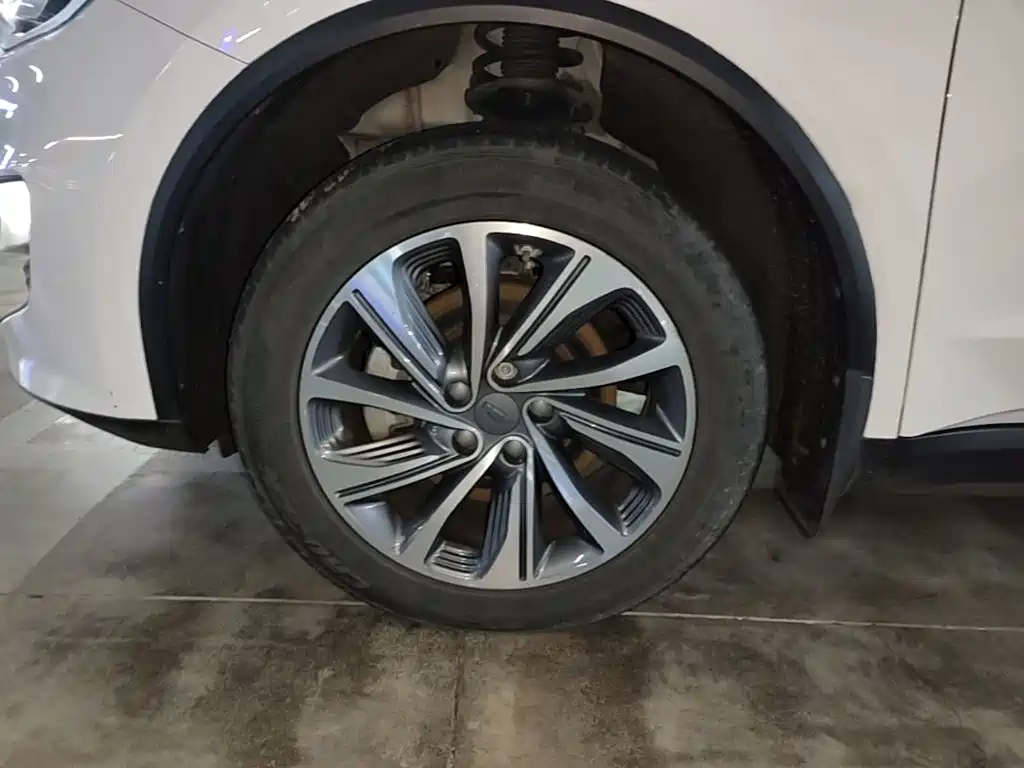 Geely Jia Ji New Energy — миниатюра 23
