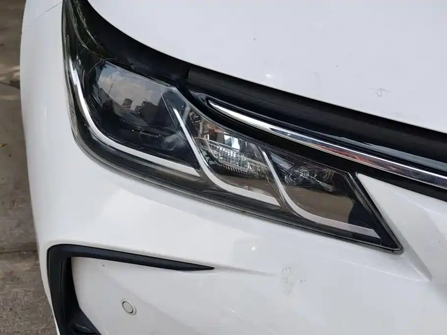 Toyota Corolla — миниатюра 5