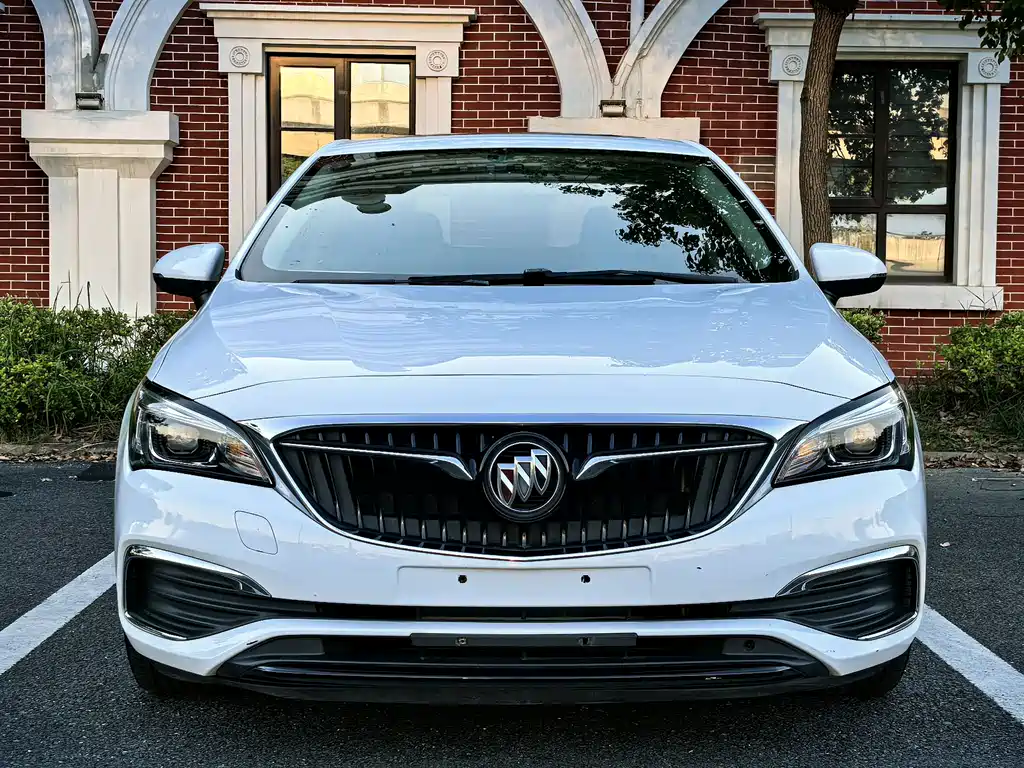 Buick Verano — миниатюра 2