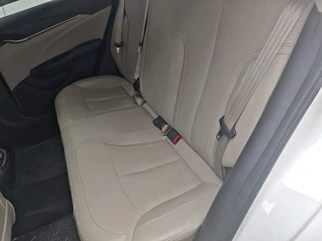 Buick Excelle — миниатюра 17