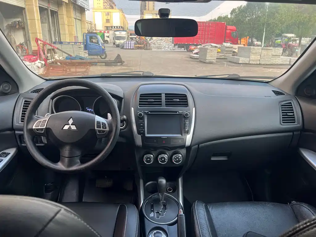 Mitsubishi ASX — миниатюра 2