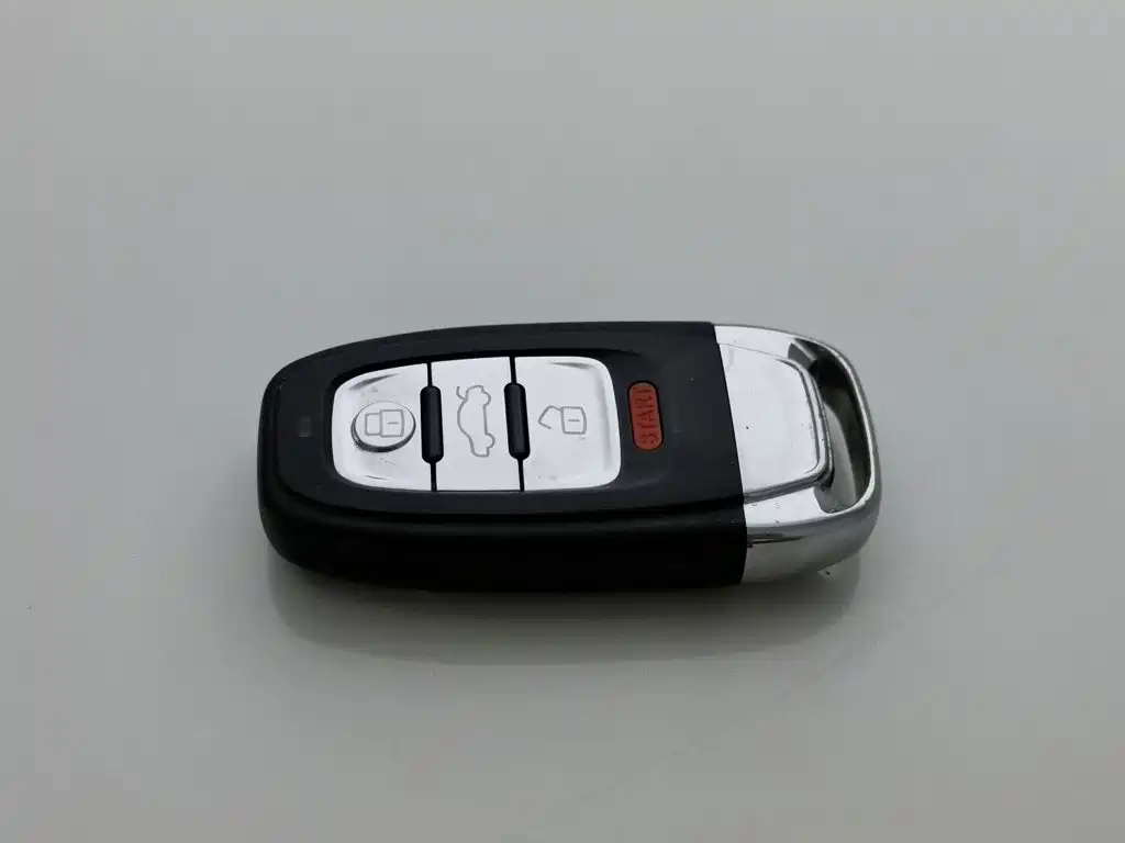Nissan Patrol — миниатюра 19
