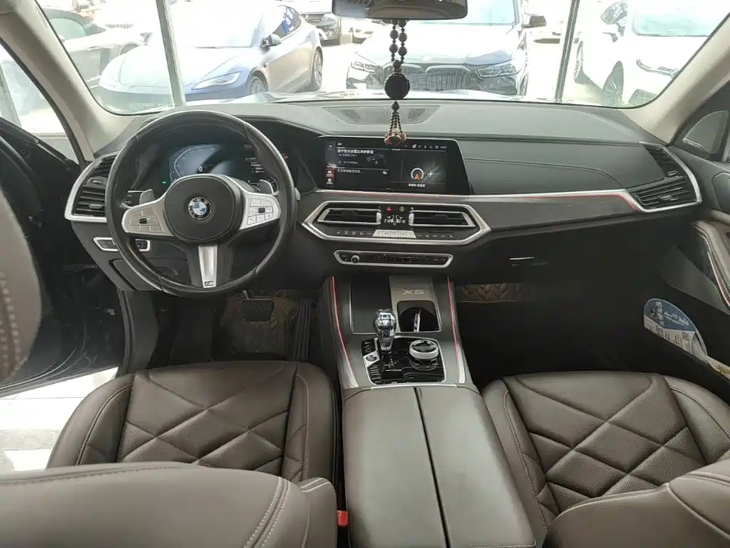BMW X5 — миниатюра 10