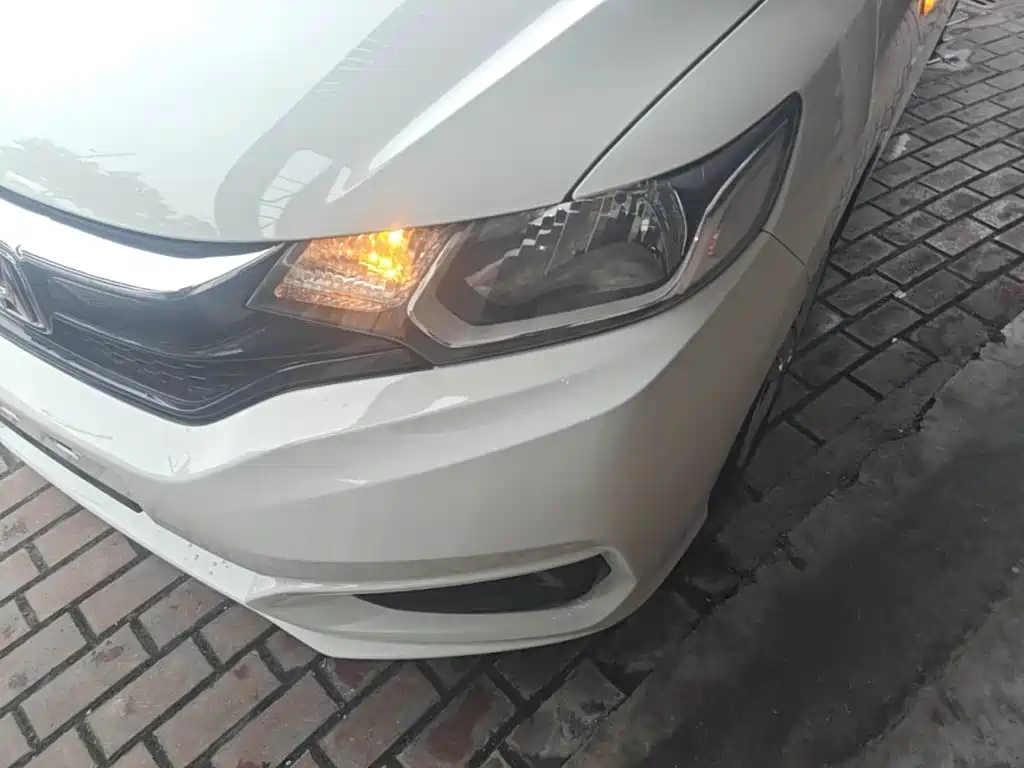 Honda Fit — миниатюра 24