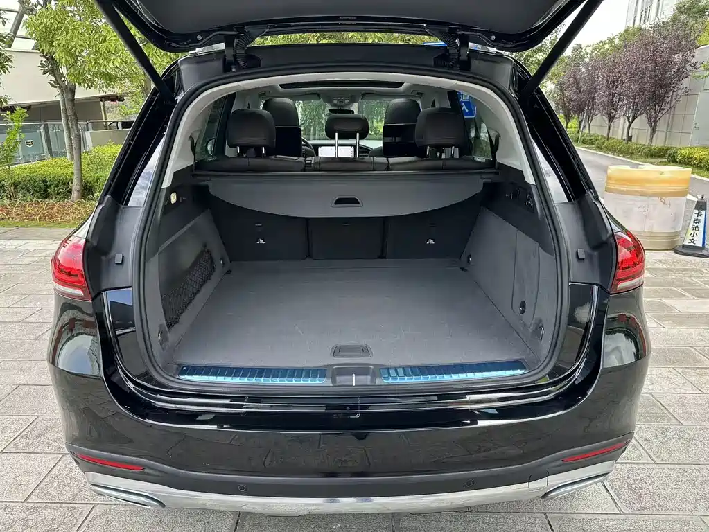 Mercedes-Benz GLE (Import) — миниатюра 42