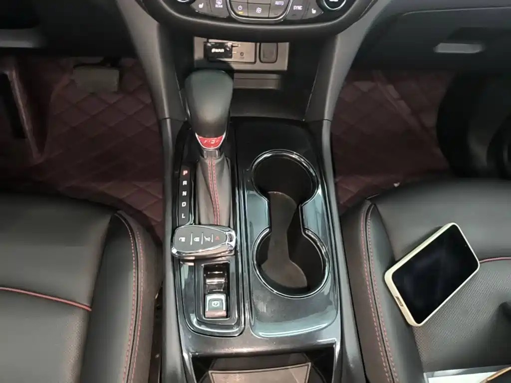 Chevrolet Equinox — миниатюра 14