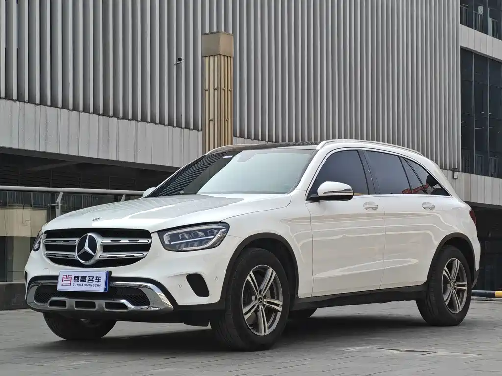 MERCEDES-BENZ GLC