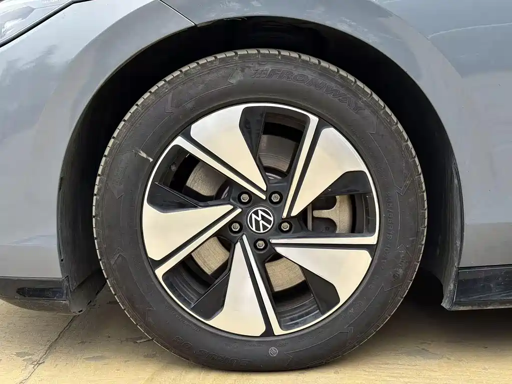 VOLKSWAGEN ID.7 VIZZION