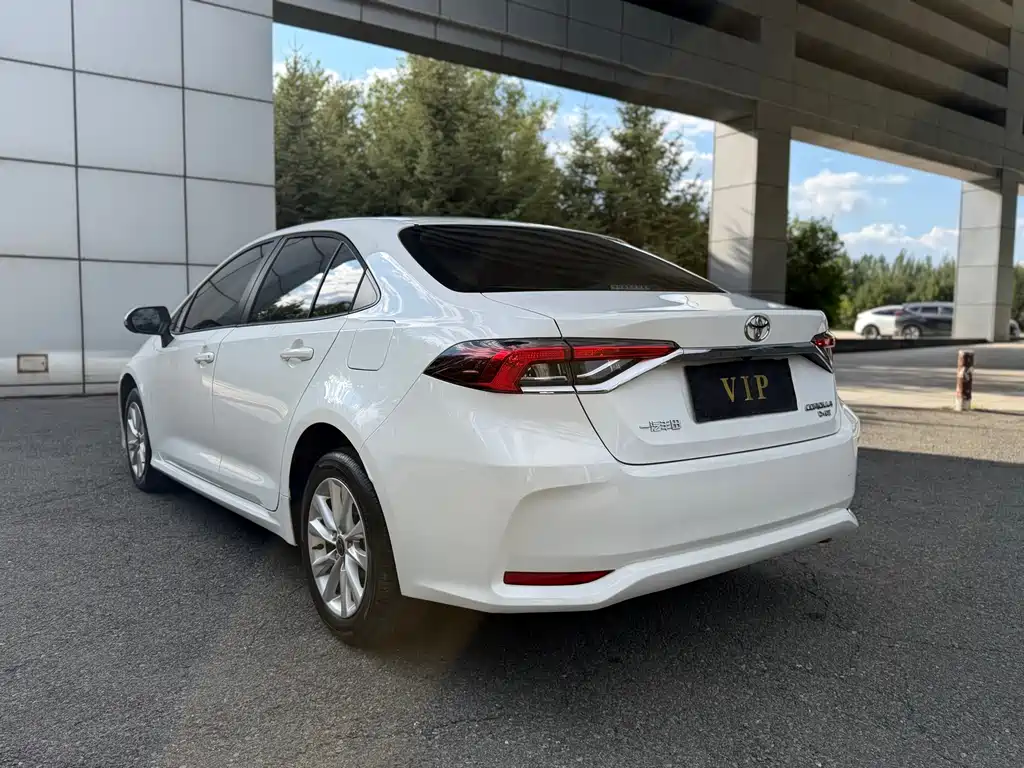 Toyota Corolla — миниатюра 7