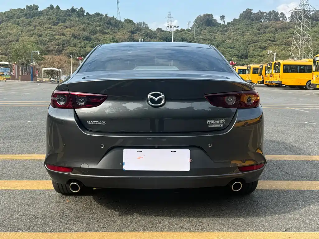 MAZDA 3 ANGKESAILA