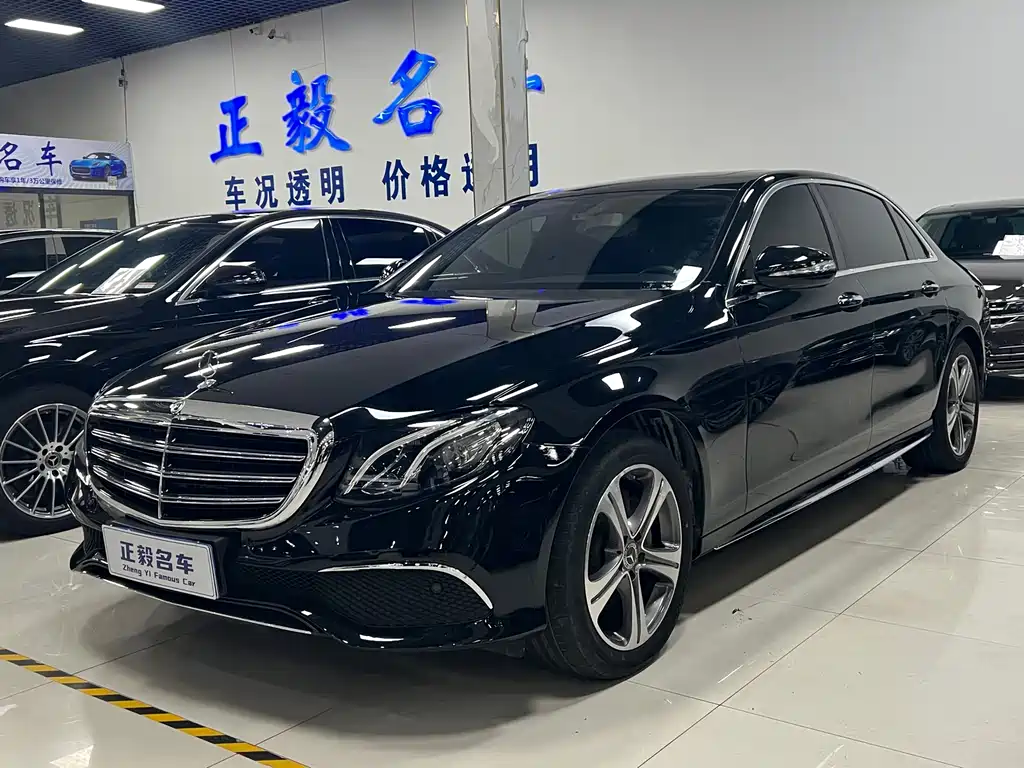 MERCEDES-BENZ E CLASS