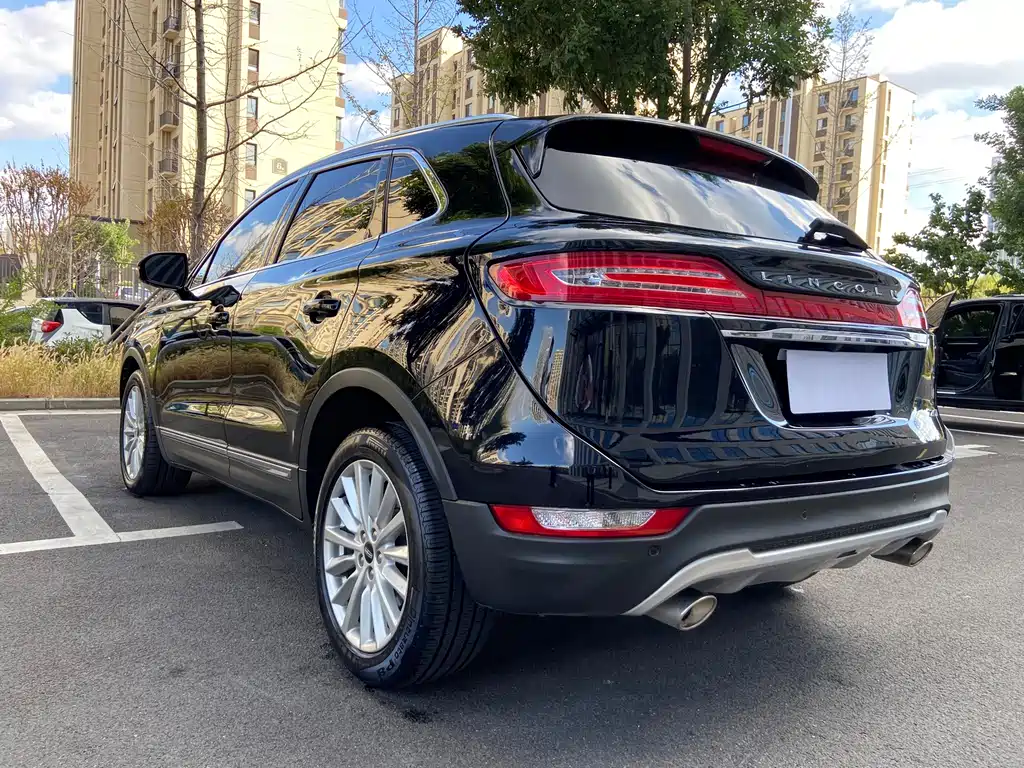 Lincoln MKC — миниатюра 3