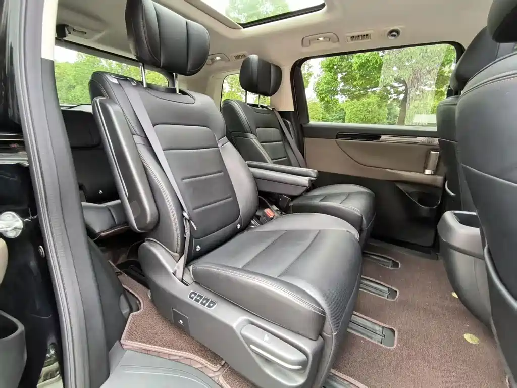 GAC Motor Trumpchi E8 PHEV — миниатюра 12