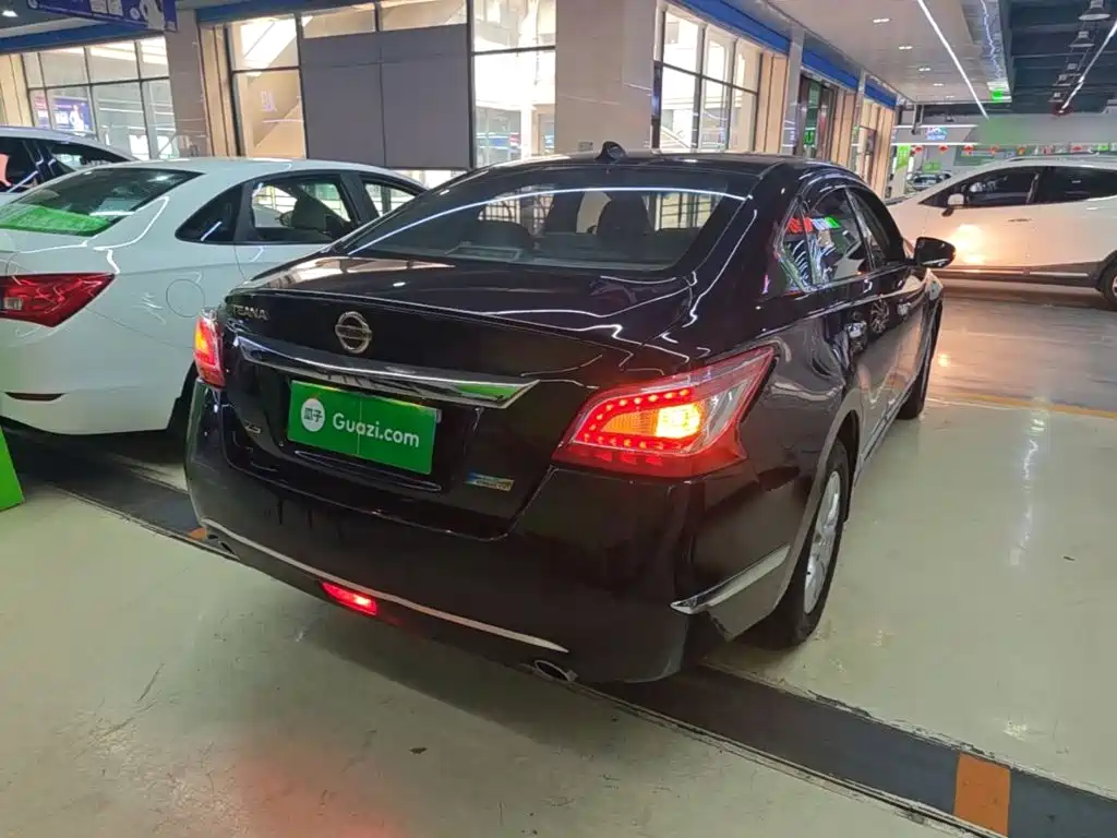 Nissan Teana — миниатюра 7