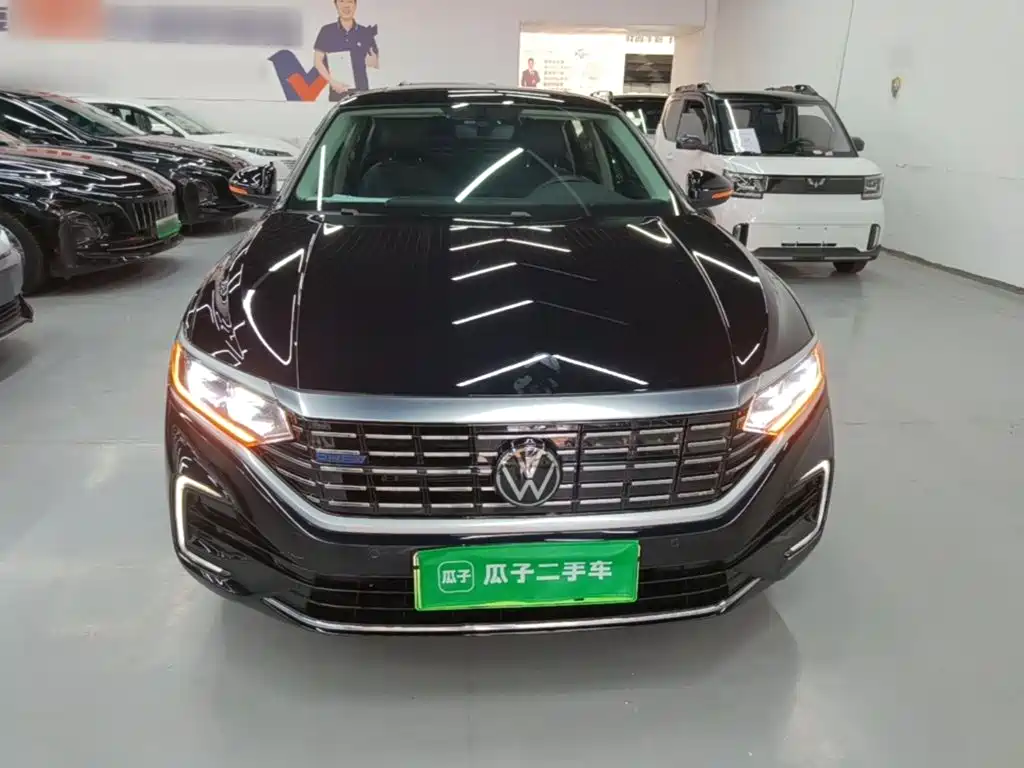 Volkswagen Passat PHEV — миниатюра 3