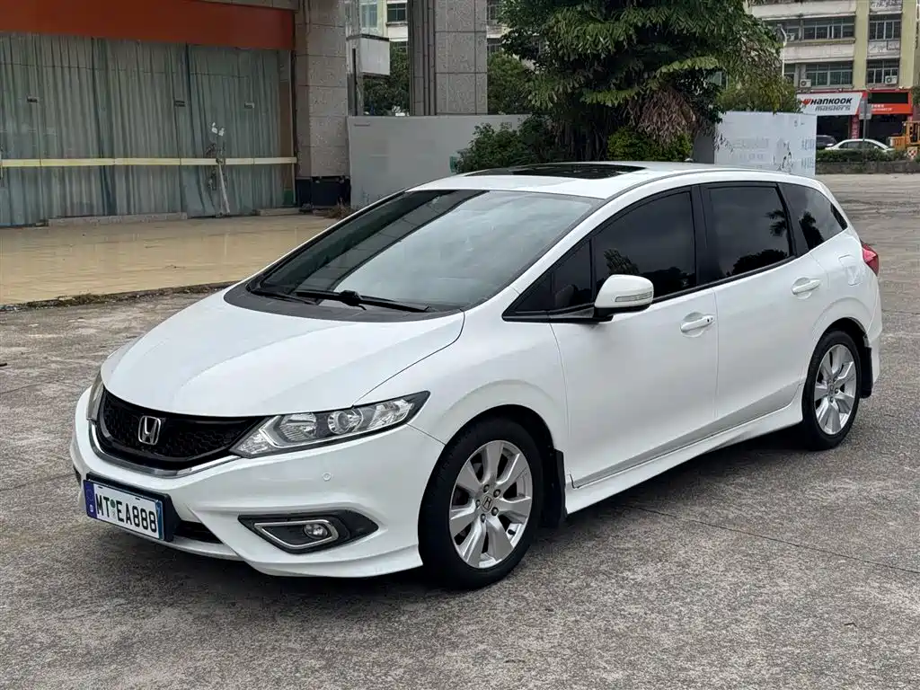 Honda Jade 2015