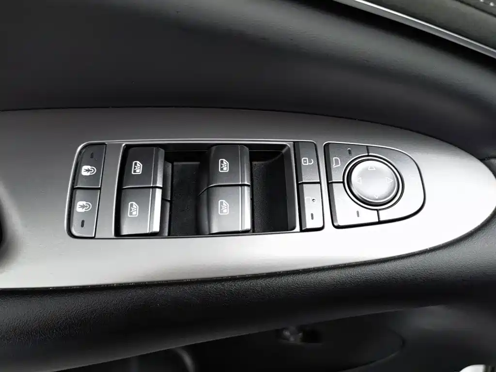 BYD Sealion 06 — миниатюра 9