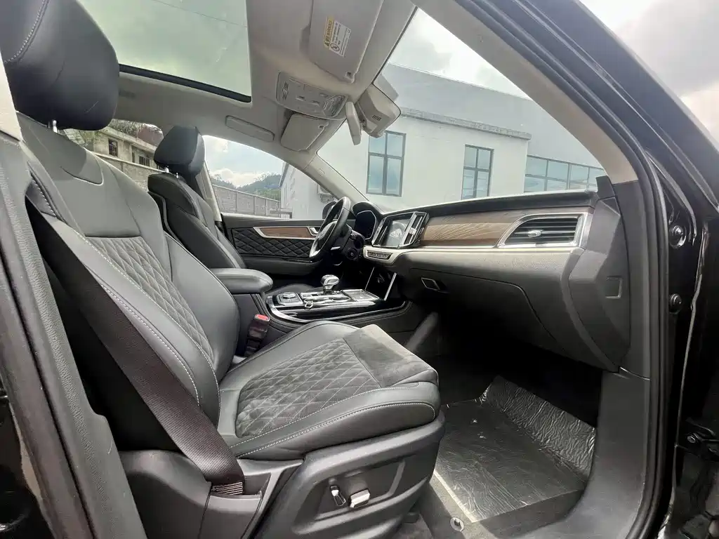 Hongqi Hongqi HS7 — миниатюра 6