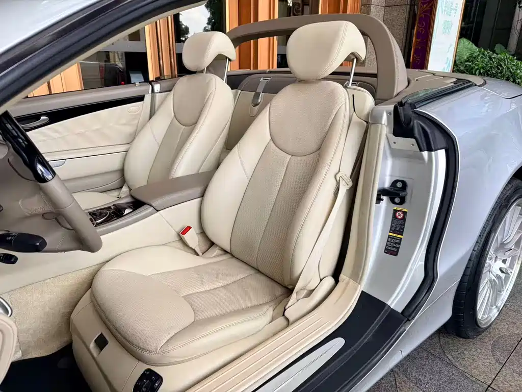 Mercedes-Benz SL-Class — миниатюра 13