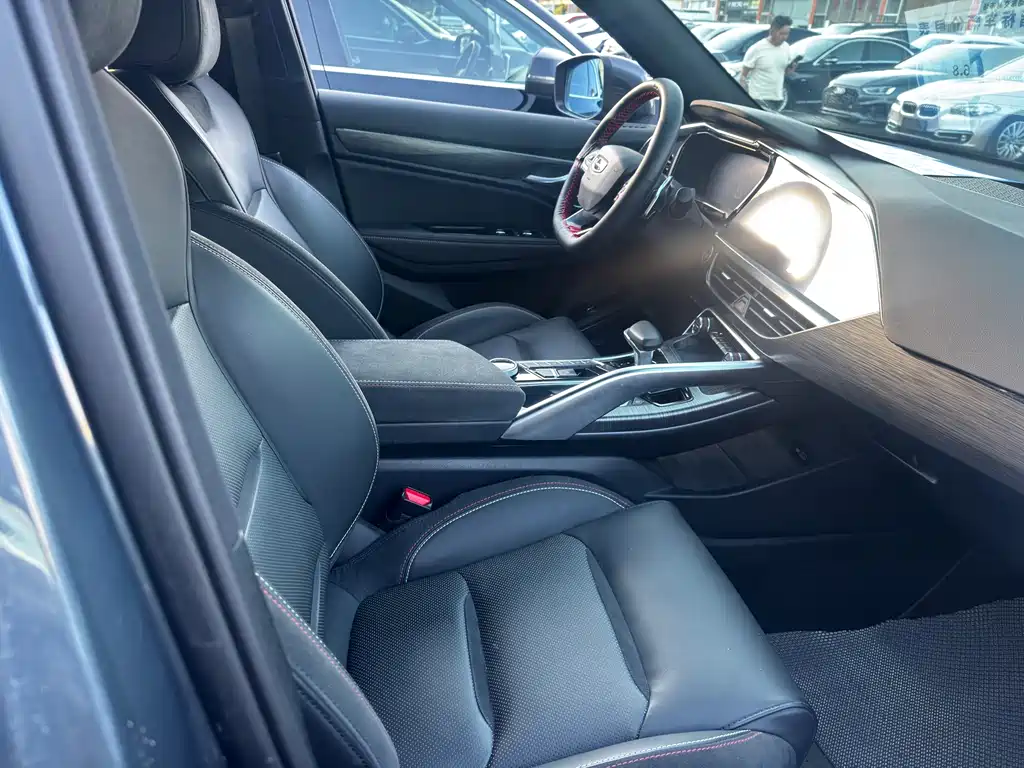 Geely Xingyue — миниатюра 6
