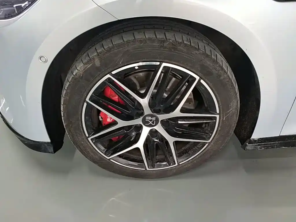 BYD Han L — миниатюра 23
