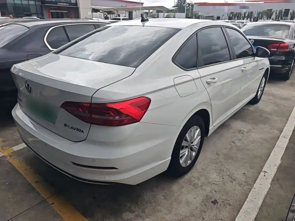 Volkswagen Lavida Pure Electric — миниатюра 7