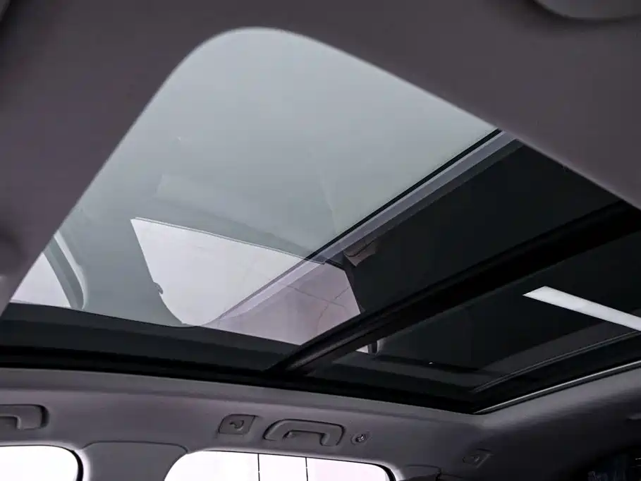 Audi Q7 — миниатюра 11